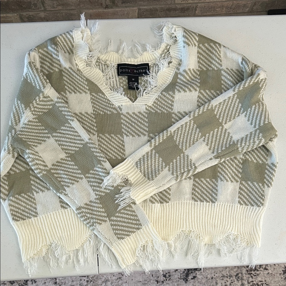 Polly & Esther V-Neck Checkered Cropped Acrylic Sweater - Olive and Cream